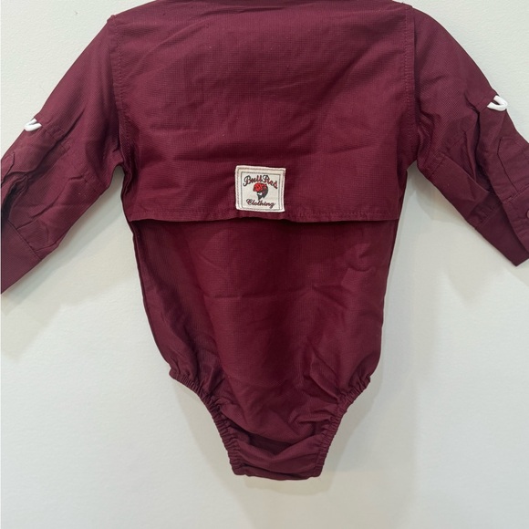 Bull Red
Baby Boys PFG Vented Fishing Shirt Button Up One Piece  maroon 6 months - Picture 4 of 8